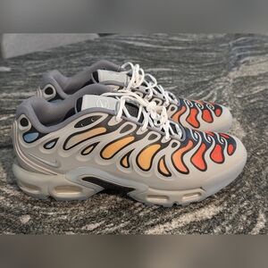 Nike Air Max Plus DriftLight Smoke Grey
